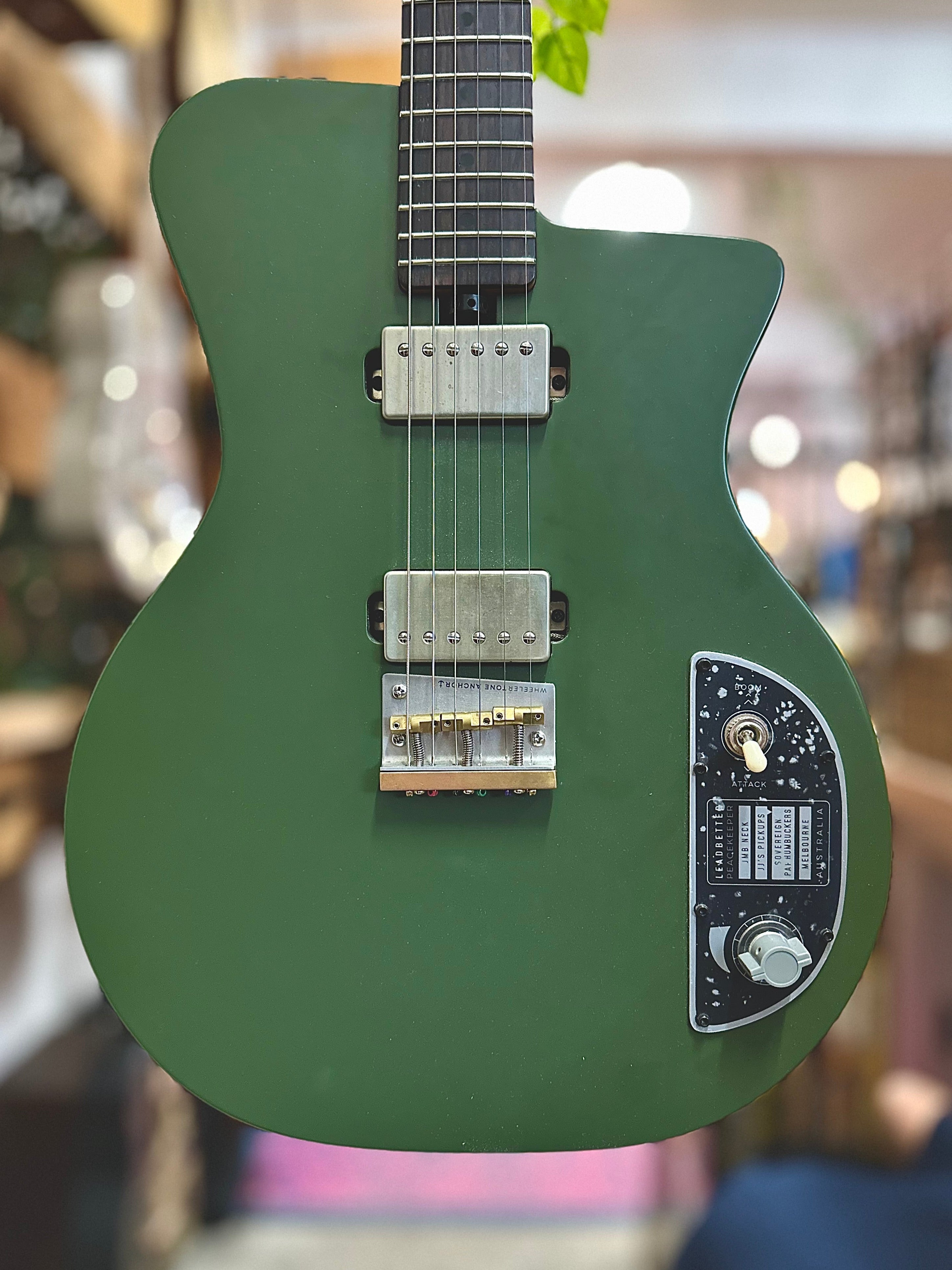 Leadbetter | Peacekeeper | Battle Relic Olive Drab | Electric Guitar Leadbetter | Peacekeeper | Battle Relic Olive Drab | Electric Guitar